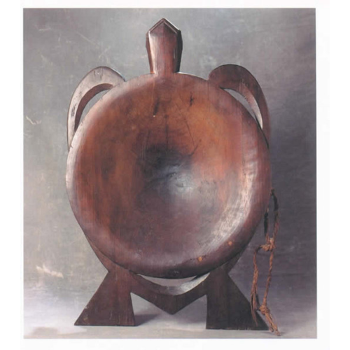 A very rare Fijian Kava bowl 'Tanoa' in the form of a turtle
